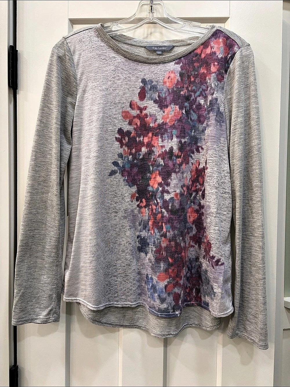 Daisy Fuentes Abstract Floral Long Sleeve Gray Large